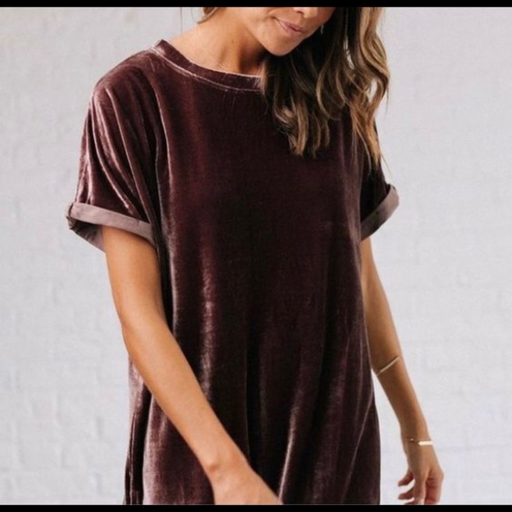 clad & cloth on the road velvet top on midnight size M/L